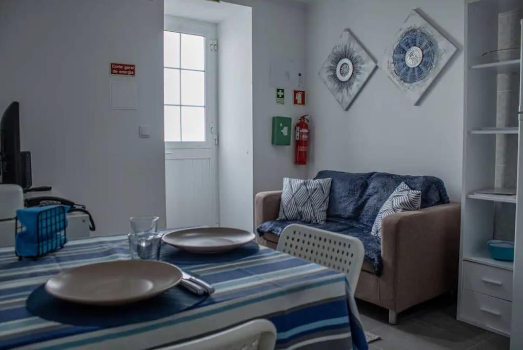 Apartamento Simples E Simpatico Horta  Ngoại thất bức ảnh